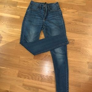 H&M high waisted jeans